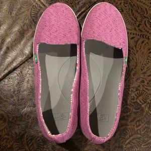 SANUK slip-on shoes